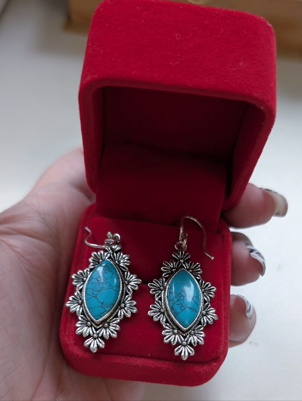 Sterling Silver Floral Turquoise Drop Earrings 🤩